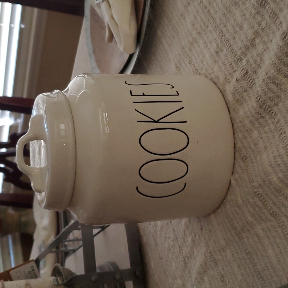 Rae Dunn Cookie Jar